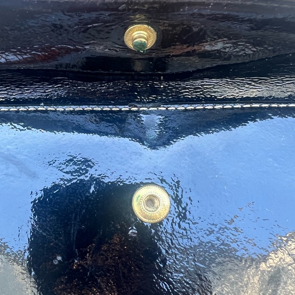 Dooney & Bourke Black patent Leather Medium Wallet - Picture 4 of 13